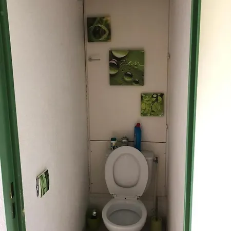 Flat Lägenhet